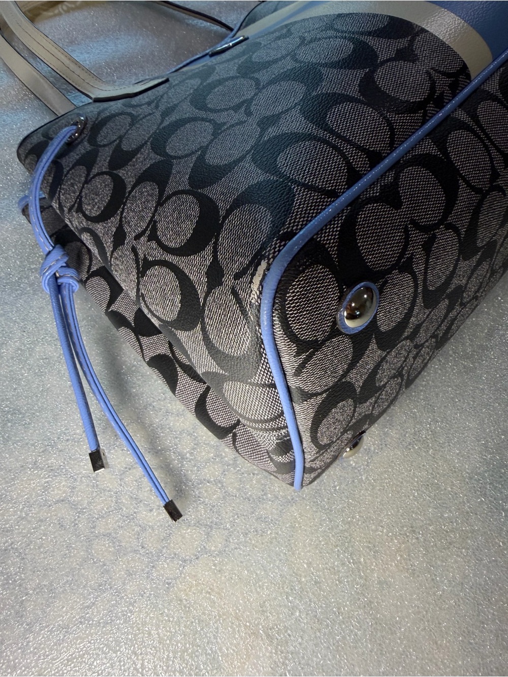 Coach Signature Tote in Black, Blue and Cream - Picture 7 of 12